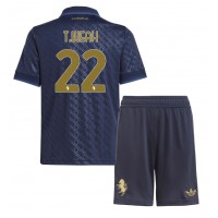 Camiseta Juventus Timothy Weah #22 Tercera Equipación para niños 2024-25 manga corta (+ pantalones cortos)